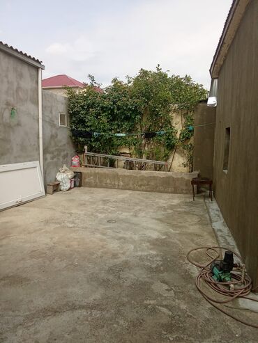 масазырда евлерин гиймети: 4 комнаты, 4 м², Средний ремонт
