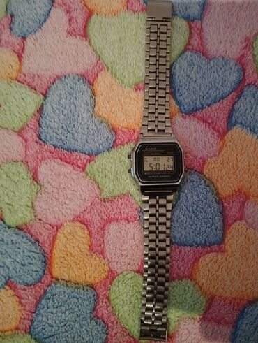 tikdirmek ucun don modeli: Qol saatı, Casio, rəng - Gümüşü