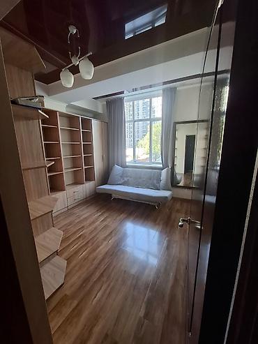Продажа квартир: 2 комнаты, 55 м², ул. Московская / Манаса (Белинка) Индивидуалка, 2 этаж, Старый ремонт — 2