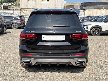 x class: Mercedes-Benz GLB-Class: 2021 г., 2 л, Бензин — 5