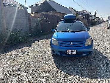 Toyota: Toyota Ist: 2003 г., 1.3 л, Автомат, Хетчбек — 3