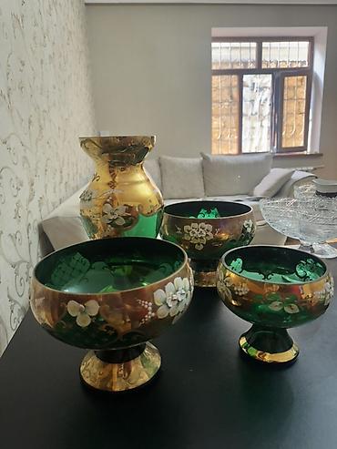 kompot: Yaşıl şüşədən hazırlanmış dekorativ dəst - Tərkib: 1 ədəd vaza + 3 — 1