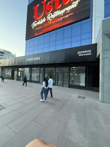 аренда асобняк: Сдаю Магазин, В торговом центре, 25 м² Действующий, С оборудованием, С ремонтом, 1 линия, Склад, Комната для персонала