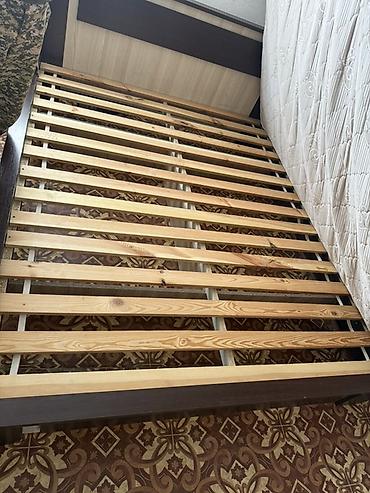 single bed mattress: Двуспальная кровать, Б/у, С матрасом, длина - 200 см — 3