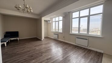 квартира каракол продаётся: 4 бөлмө, 107 кв. м, Элитка, 5 кабат, Евроремонт