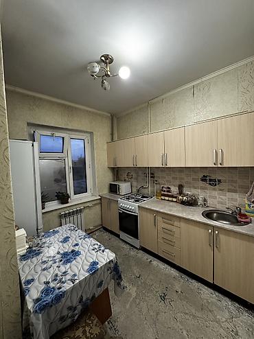 one room: Продается 2 комн.кв. в районе гостиницы. 4 эт. из 5 не угловой. Центр — 4