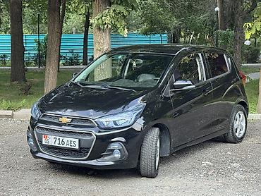 Продажа авто: Chevrolet Spark: 2017 г., 1 л — 1
