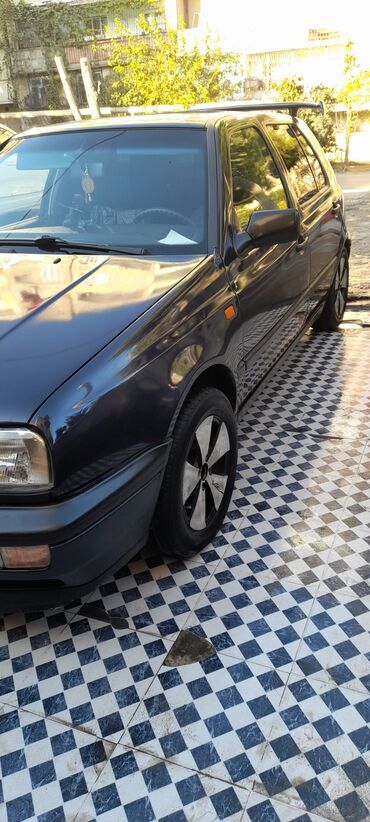 volkswagen поло: Volkswagen Golf: 1.6 l | 1993 il Hetçbek