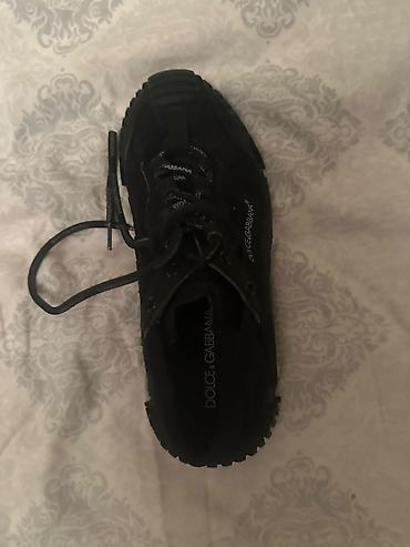 Krossovka və ketlər: Dolce & Gabbana, Ölçü: 37, rəng - Qara, İşlənmiş — 1