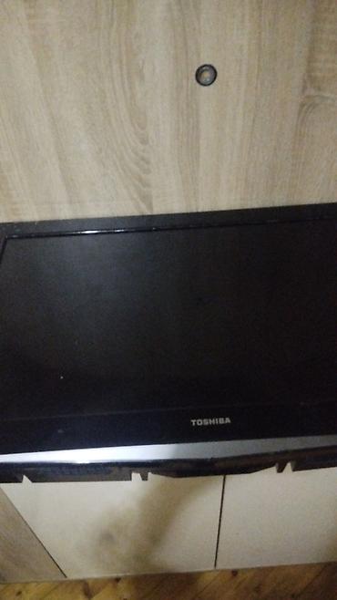 Toshiba və Fisher markalı iki ədəd LCD televizor dəsti