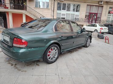 Hyundai: Hyundai Sonata: 2 l | 2001 il Sedan — 13