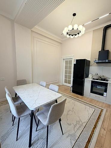 Продажа квартир: 3 комнаты, 97 м², Элитка, 2 этаж, Дизайнерский ремонт at lalafo.kg — 2 Продажа квартир: 3 комнаты, 97 м², Элитка, 2 этаж, Дизайнерский ремонт — 2