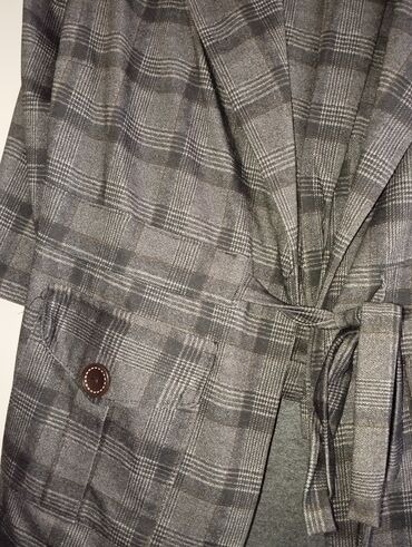 Dəstlər, kostyumlar: Dəst kostyum qadın üçün 40 razmer yeni kimidir 1 dəfə geyinilib baha — 6