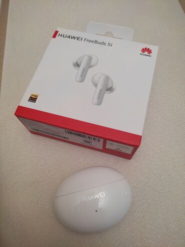 qulaqciq qiymetleri: Huawei Freebuds 5i. Salam. Islenmeyib. Yenidir. Kontakt Home dan