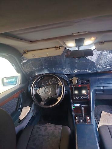 w202 rezin: Mercedes-Benz C-Class: 2.2 l | 1995 il Sedan — 1