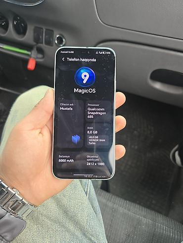 телефон fly selfie 1: Honor X8c, цвет - Белый, Две SIM карты — 3