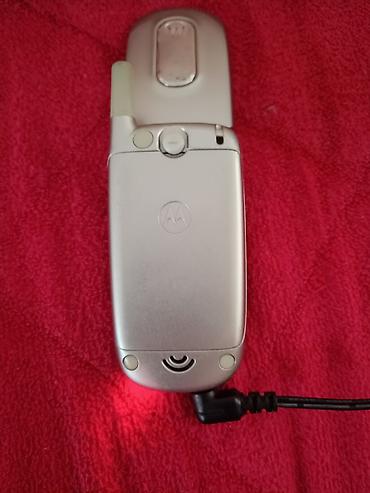thin clients: Motorola preklopni mobilni telefon (klap) – srebrna boja - — 7