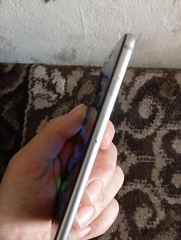 Apple iPhone: IPhone 6, 32 GB, Space Gray, Barmaq izi — 6