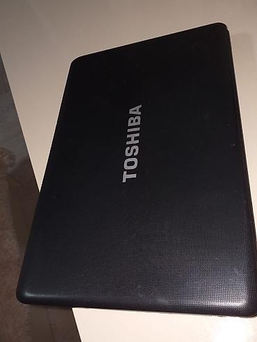 Toshiba noutbuk - Model: Toshiba Satellite seriyası (15.6" ekran) -