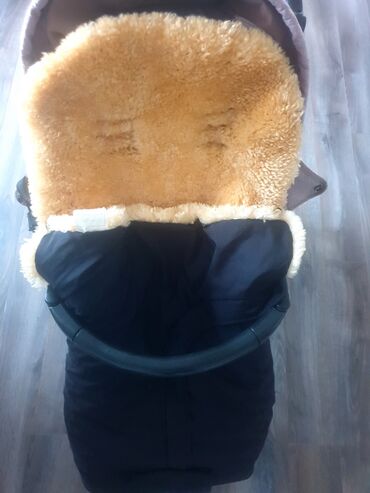 Kolica za bebe: Topla zimska navlaka/``footmuff’’ za kolica sa postavom od prirodne — 7