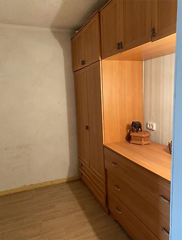 flat osh: 2 комнаты, 45 м², Пишпек 104 серия, 4 этаж, Старый ремонт — 7