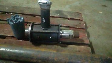 Буровое оборудование: Срочно прадаю.Мощный буровой станок малогабаритная. (Бурим — 13