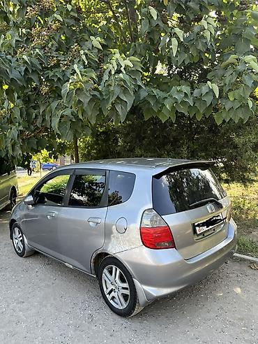 фит кузовные: Honda Fit: 2005 г., 1.5 л, Вариатор, Бензин, Хэтчбэк — 5