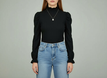 Women's Clothing: Women's blouse, size M