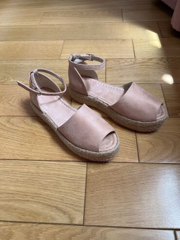 женские сандали adidas adilette: Размер: 38, цвет - Розовый, Б/у