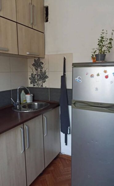 центральная мечеть: 1 комната, 32 м², 104 серия, 2 этаж, Косметический ремонт