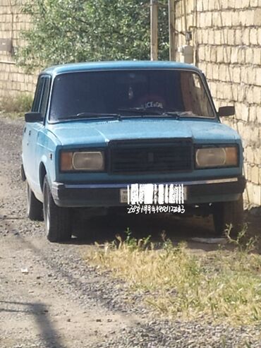 maşin aliram: VAZ (LADA) 2107: 0.5 l | 1982 il | 77000 km Sedan