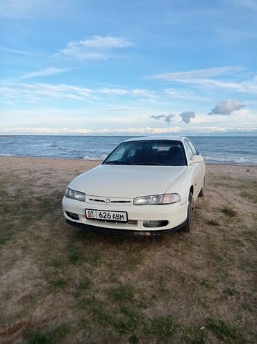 Mazda: Mazda 626: 1992 г., 2 л, Механика, Бензин, Хэтчбэк