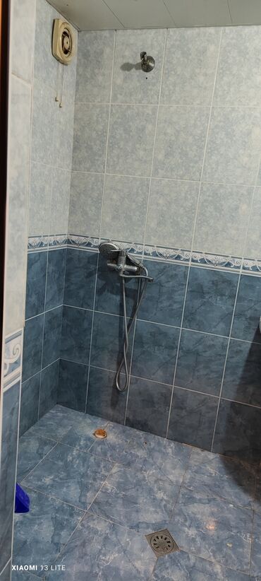 Köhnə tikili: Bakı, Bakıxanov qəs., 3 otaqlı, Köhnə tikili, m. Neftçilər, 70 kv. m — 11