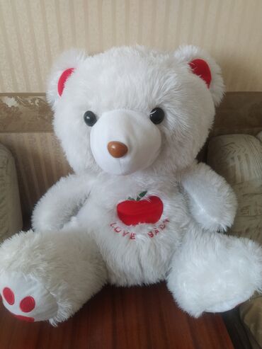 белый медведь игрушка: Продаю мягкую игрушку медведя, почти новую высота 70см