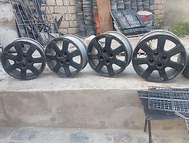 byd disk teker: Peugeot 406 sedan – tünd mavi rəng, 4 qapılı, öndən dartıcı — 10