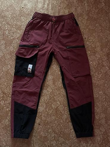 одежд: Мужские брюки, M, Adidas, Б/у, цвет - Красный, Платная доставка — 1