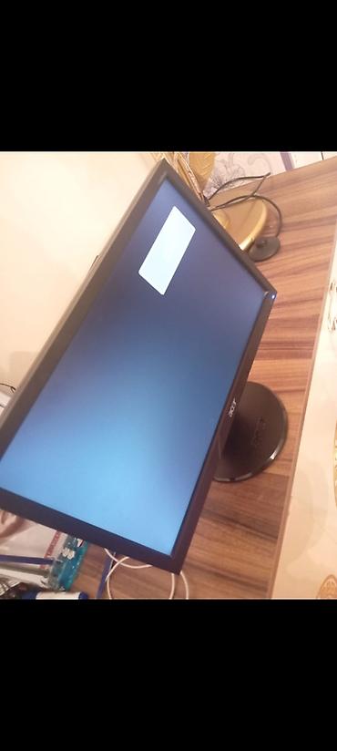 kompüter acer: Acer LCD Monitor – model V193HQV Xüsusiyyətlər: - Ekran diaqonali — 1