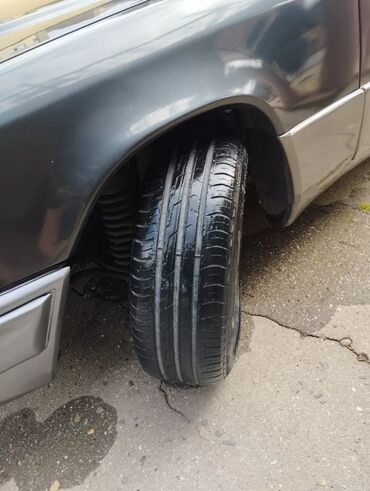 Mercedes-Benz: Mercedes-Benz E 250: 2.5 l | 1993 il Sedan -da lalafo.az — 8 Mercedes-Benz: Mercedes-Benz E 250: 2.5 l | 1993 il Sedan — 8