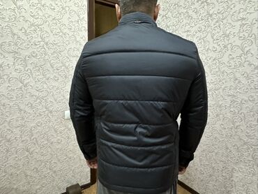 Куртки: Абсолютно новая куртка. Подарили размер не подошел. Размер 52-54 — 3