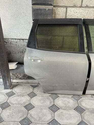 подкрылки фит: Дверь Задняя правая Honda, Б/у, Оригинал