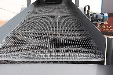 Другое универсальное оборудование: Вибрационный грохот Вибрационный грохот в основном состоит из трех — 17