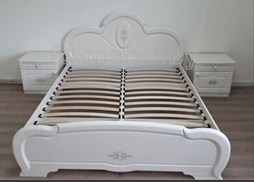 кроваты: Спальный гарнитур, Двуспальная кровать, цвет - Белый, Б/у