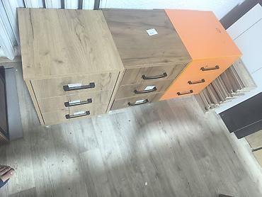 Тумбы для вещей и одежды: 4500 Продаю новые тумбочки высота 55см ширина 40 глубина 40 4500 — 5