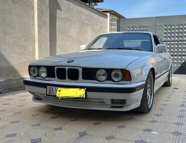BMW: BMW 525: 1991 г., 3.2 л, Механика, Бензин, Седан