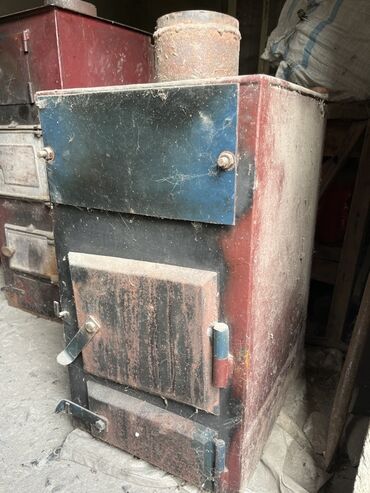купить печь для дома на угле: Твердотопливная печь/котел металлический. Отапливал 106 кВ