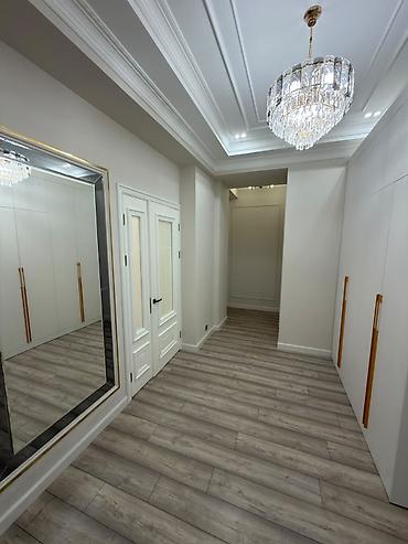 испания испании: 2 комнаты, 82 м², 7 мкр Элитка, 11 этаж, Дизайнерский ремонт — 1