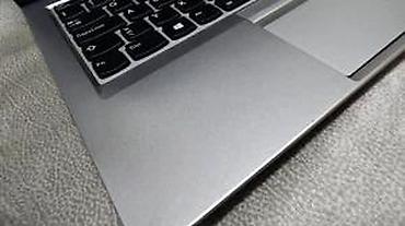 Lenovo: Odlican laptop Lenovo ThinkPad 13 lepo ocuvan, instaliran sa svim — 17