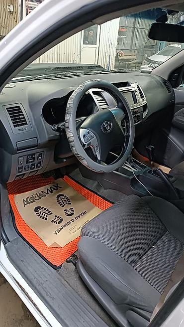 1kd ftv: Toyota Hilux: 2013 г., 3 л, Автомат, Дизель, Пикап — 6