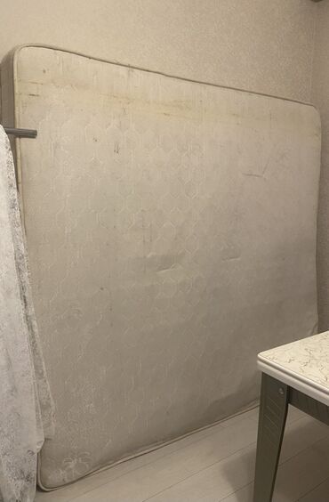 islenmis matraslar: İşlənmiş, Sadə matras, İki nəfərlik