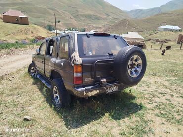 купить аккумулятор для мотоцикла: Nissan Terrano: 1994 г., 2.4 л, Автомат, Бензин, Внедорожник